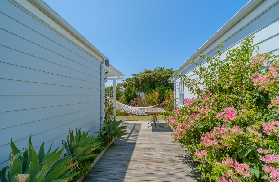 3 Bedroom Property for Sale in Bluewater Estate Western Cape